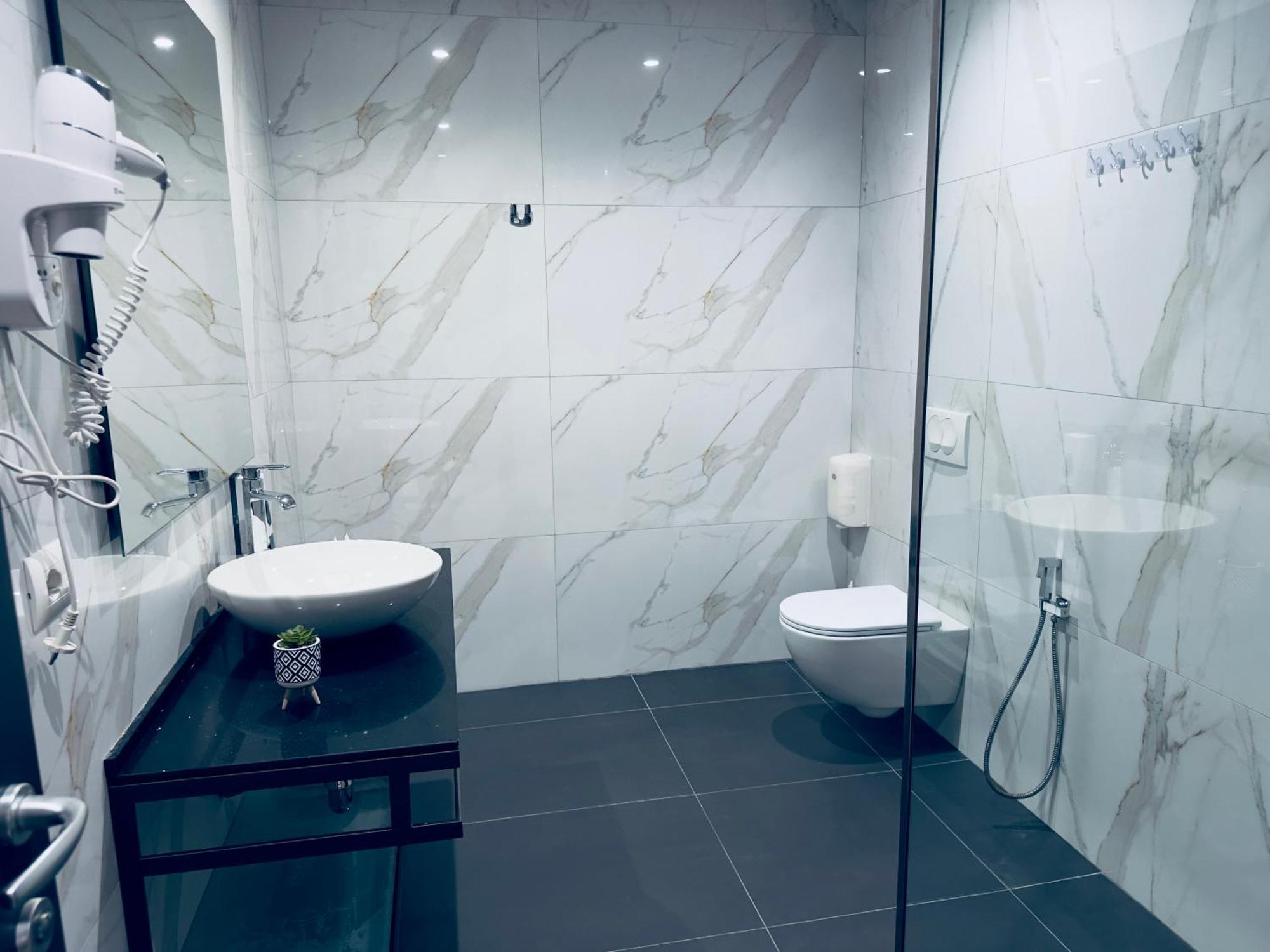Olive Hotel Wlora